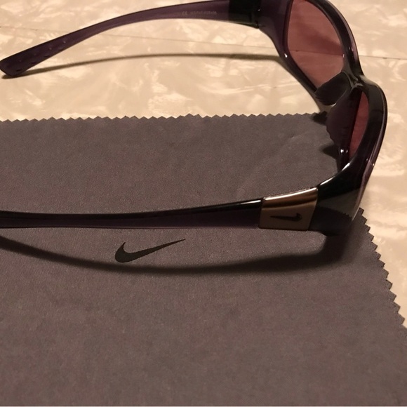 Nike Unisex Valiant Mirrored Oval Sport  Sunglasses Carmel Color - Picture 4 of 8